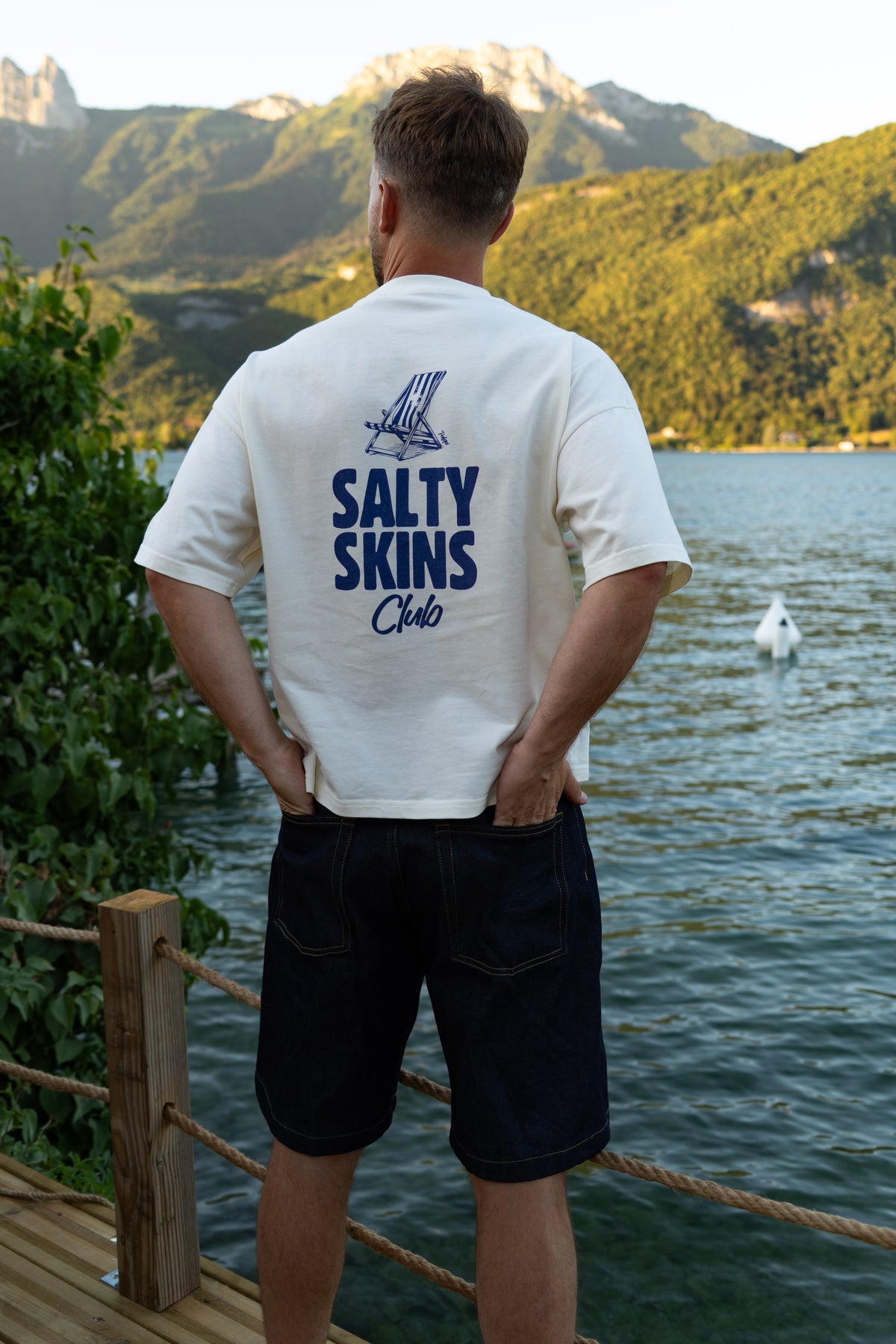 T-shirt Salty Skins Club